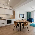Luksusowe Sun Seasons 24 W Rewalu Z Basenem By Renters