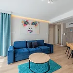 Luksusowe Sun Seasons 24 W Rewalu Z Basenem By Renters Lejlighed